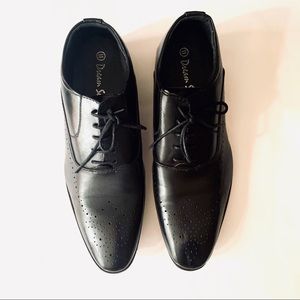 Men’s Size 11 Dress Shoes